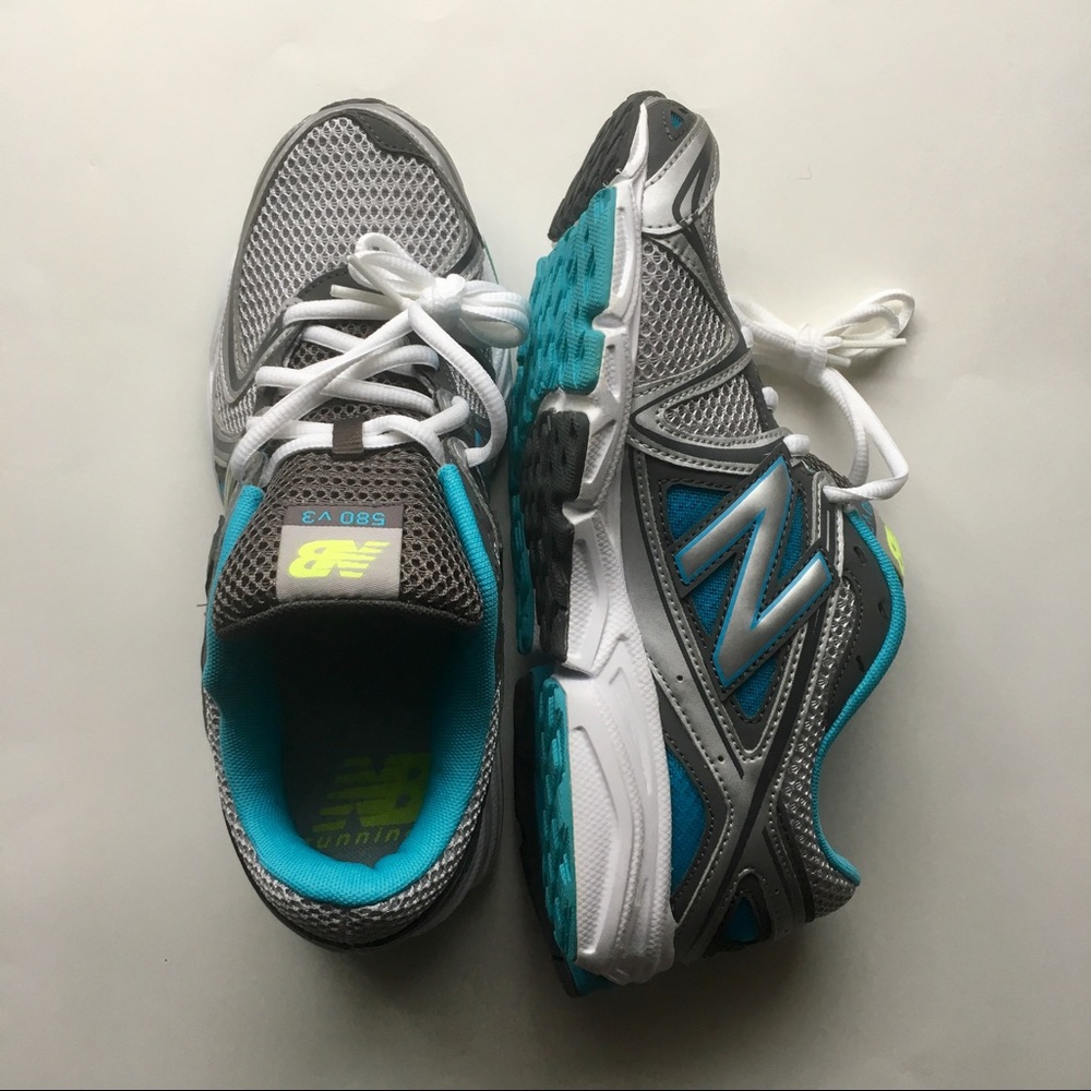 New Balance 580 v3 Women's Sneakers